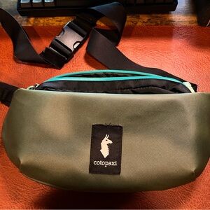 Cotopaxi Coso 2 L Hip Pack - Cada Dia